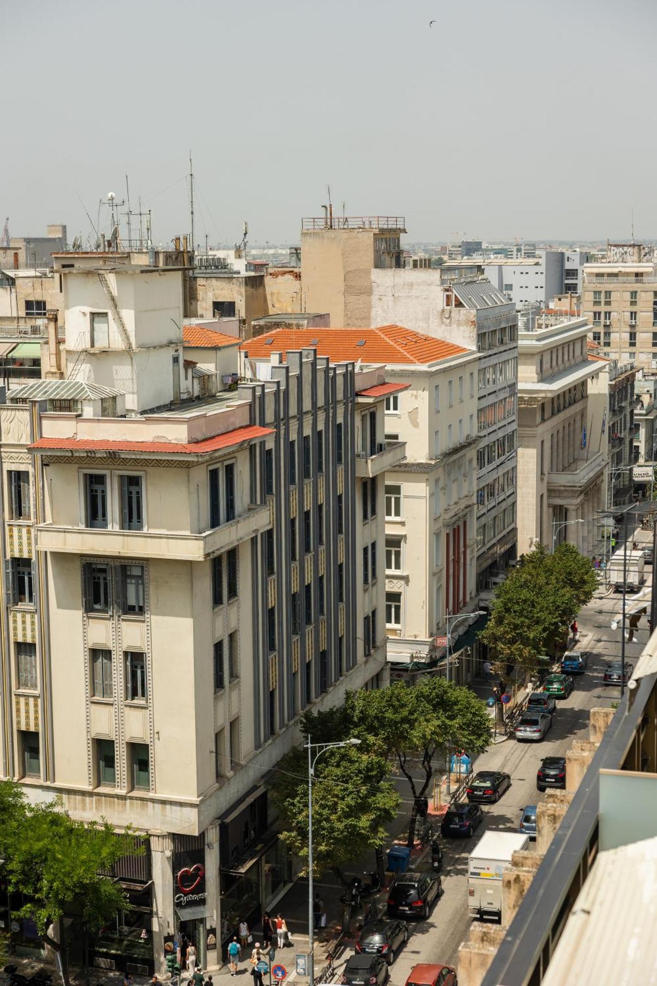 Rooftop Tsimiski